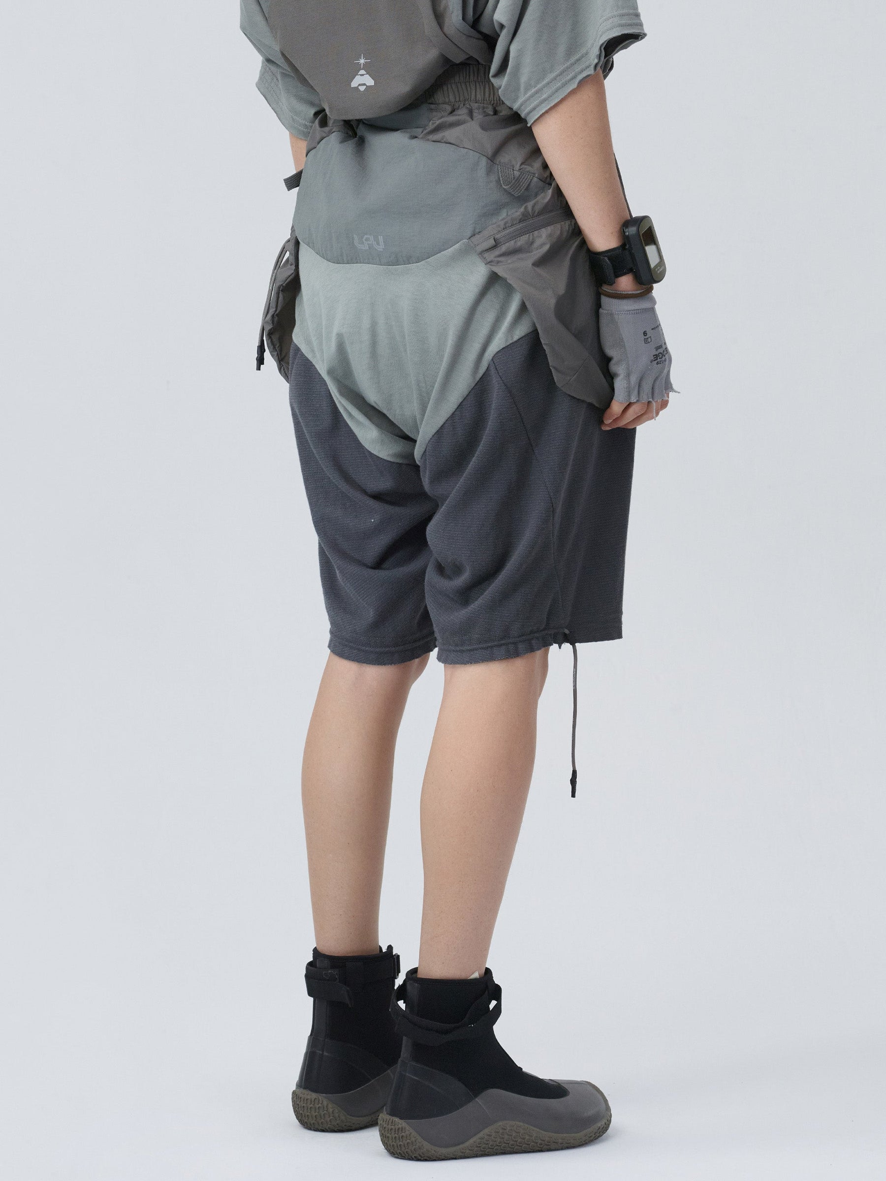 Edgeologist / panel cargo short