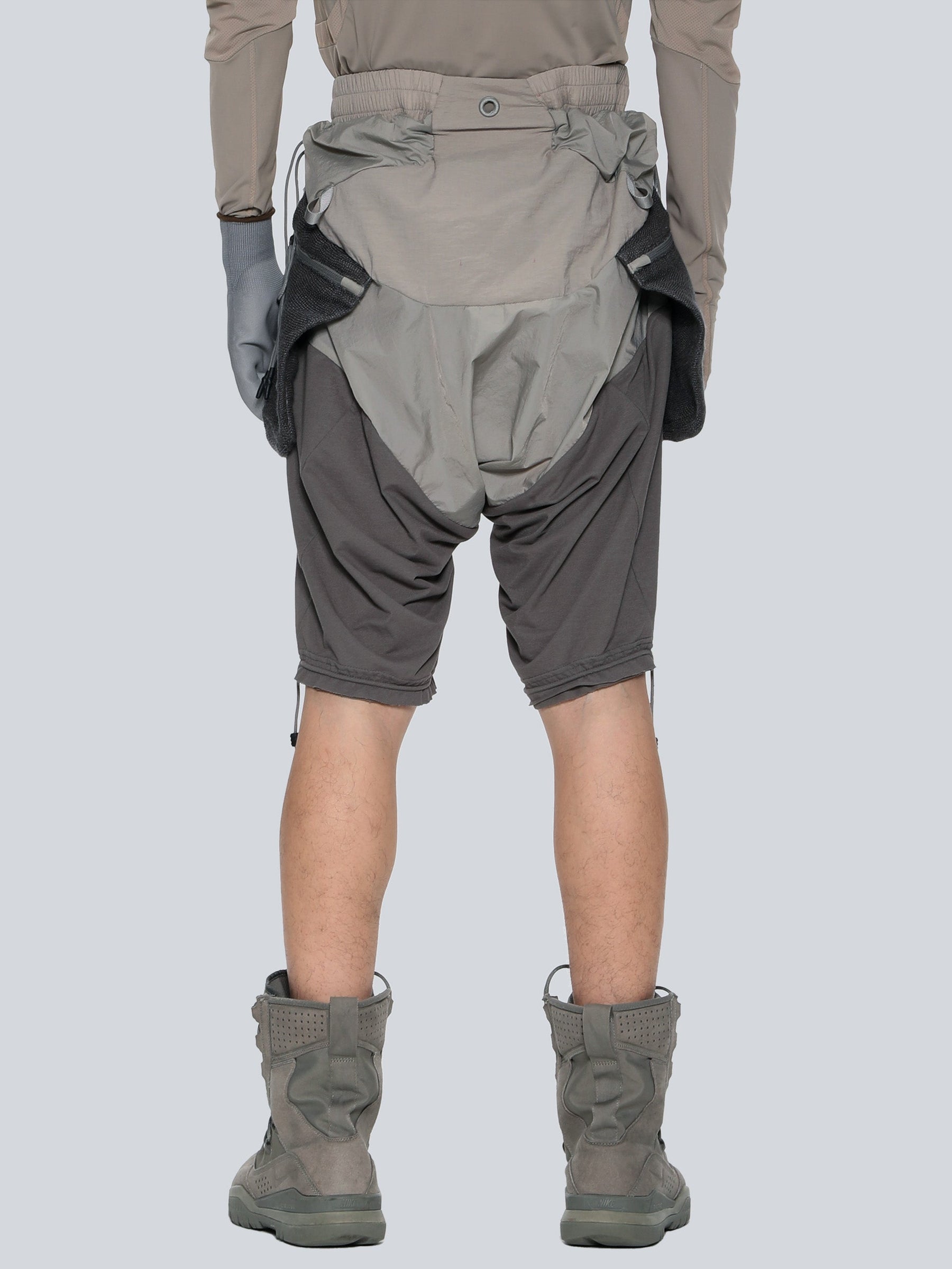 Edgeologist / panel cargo short