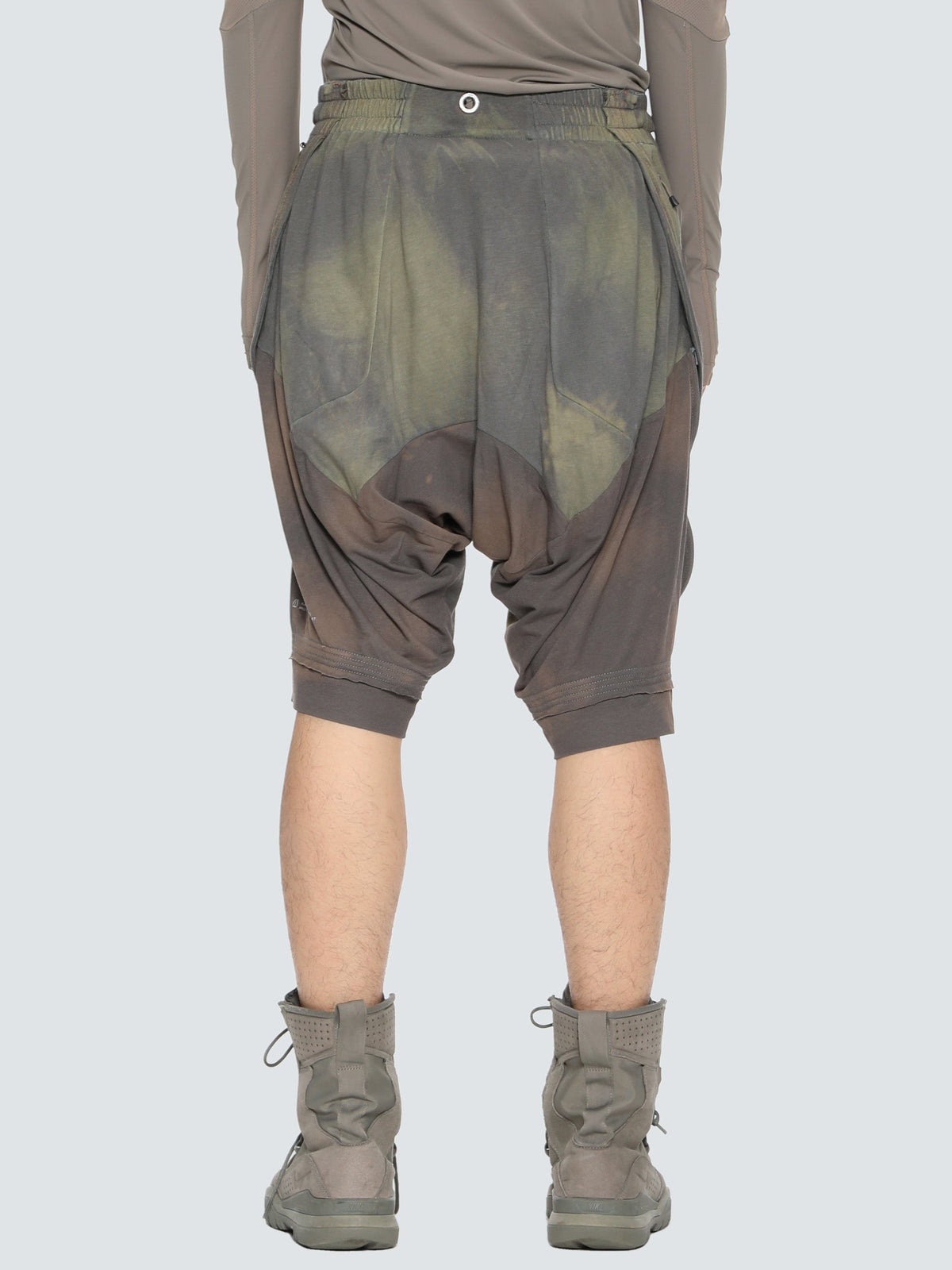 Edgeologist / expandable short