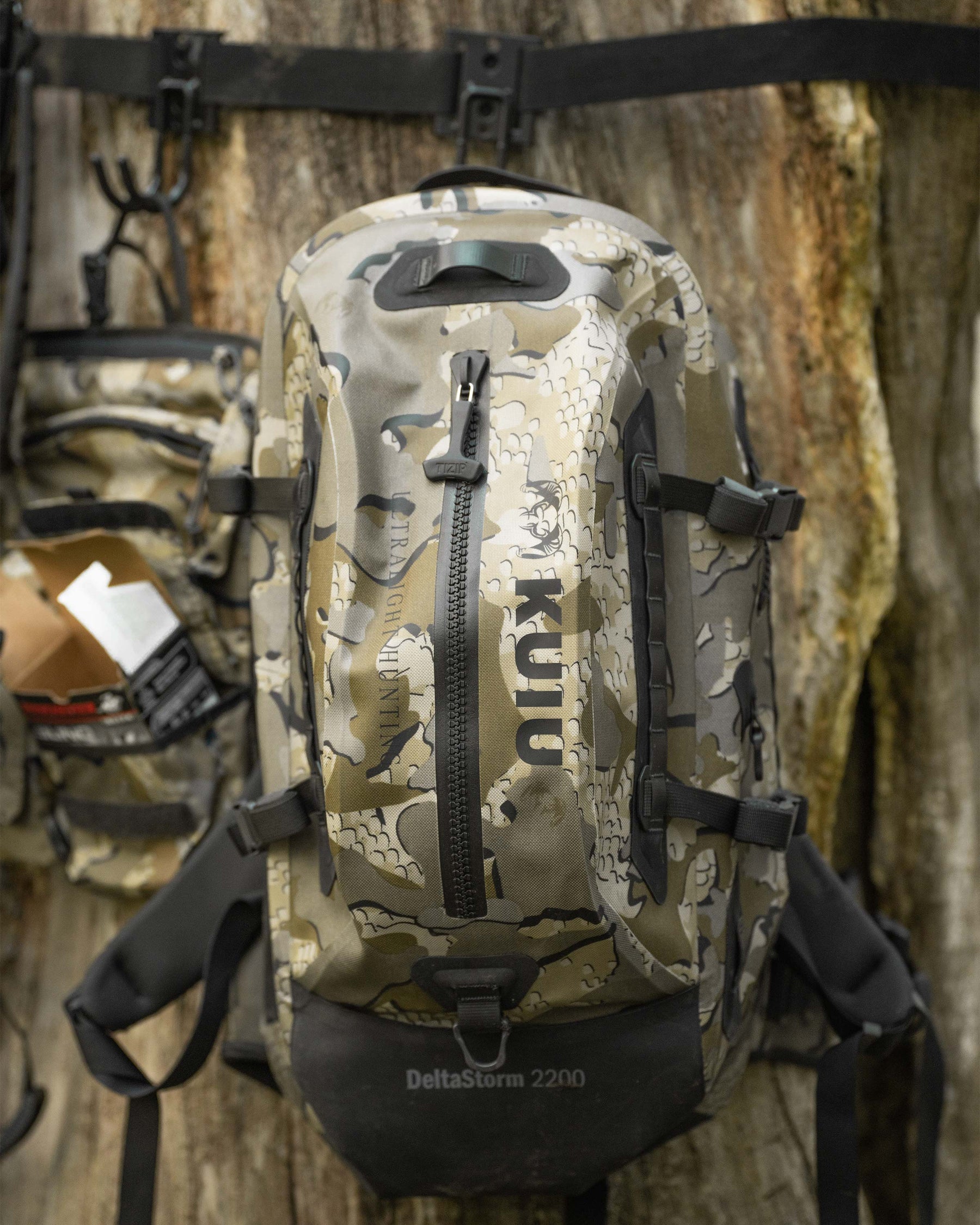 DeltaStorm 2200 Submersible Backpack | Stone