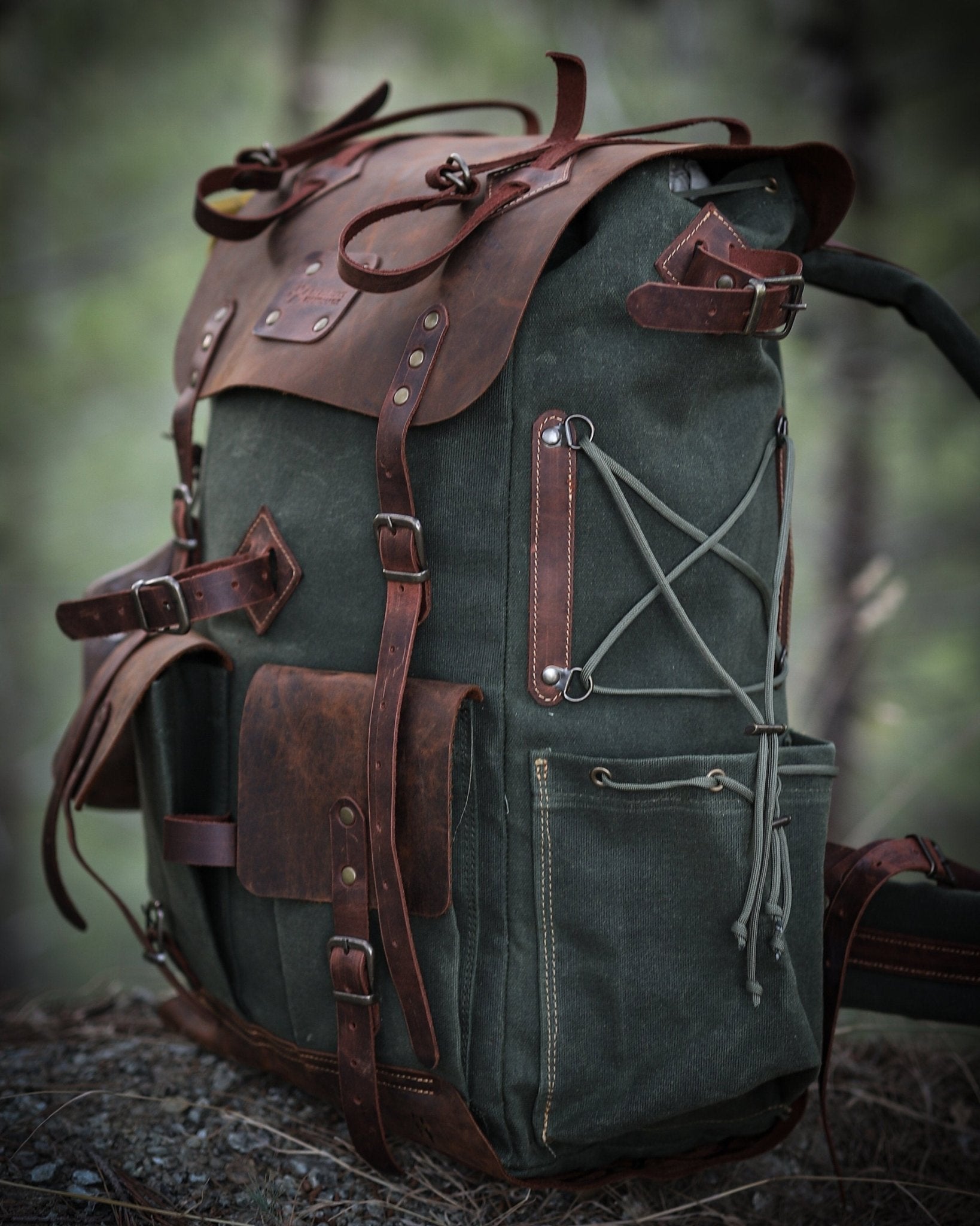 Bushcraft Backpack with Axe Hol Leather Waxed Canvas Backpack