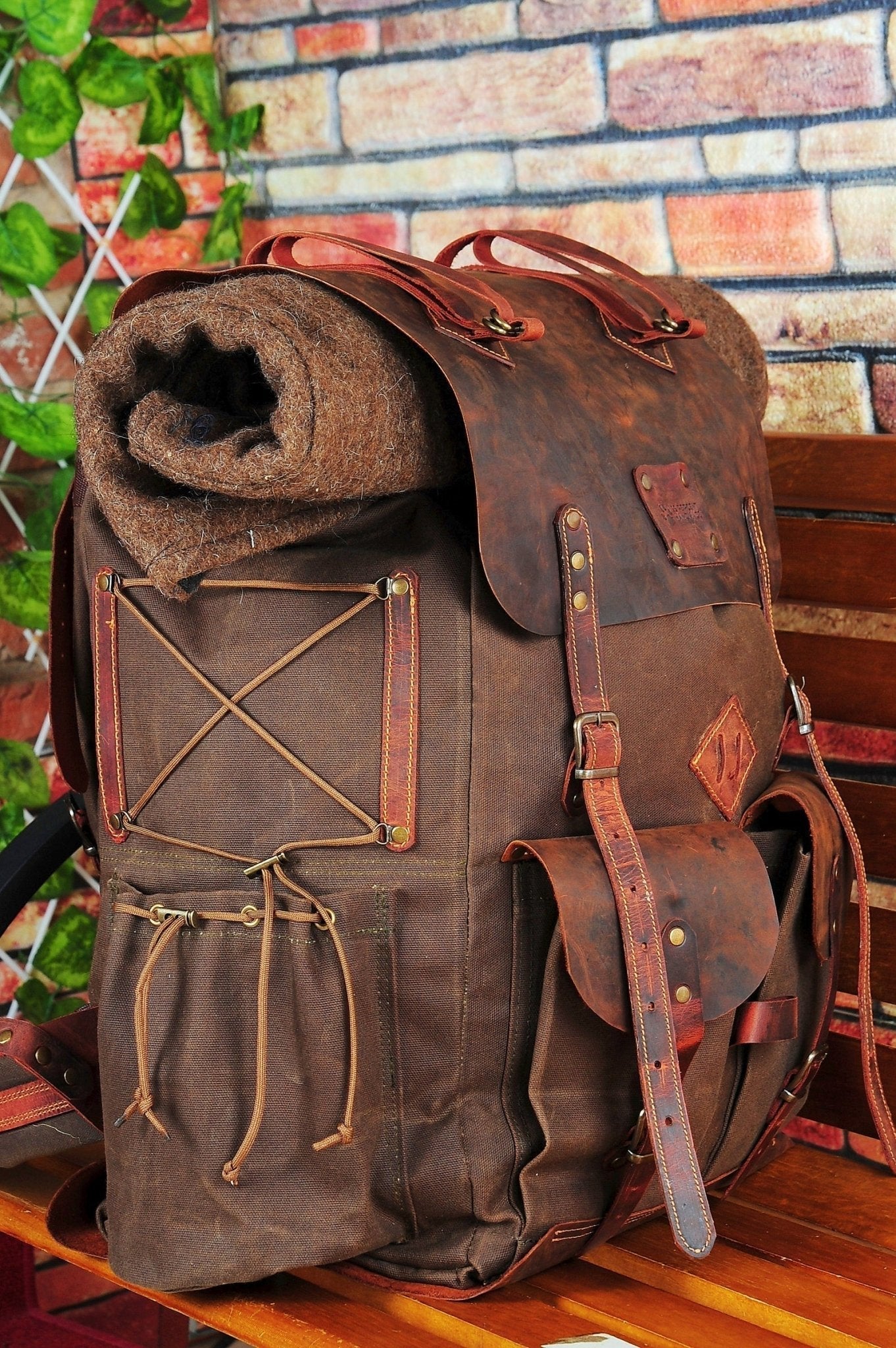 Bushcraft Backpack with Axe Hol Leather Waxed Canvas Backpack